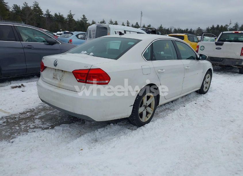 Photo 4 of 2012 Volkswagen Passat 2.5L SE (VIN 1VWBP7A30CC009691)