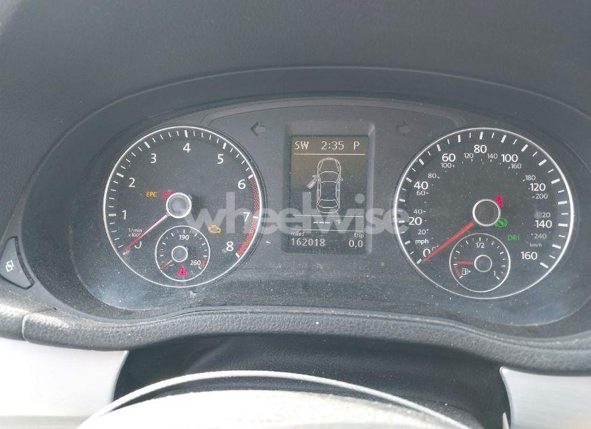 Photo 7 of 2012 Volkswagen Passat 2.5L SE (VIN 1VWBP7A30CC017600)