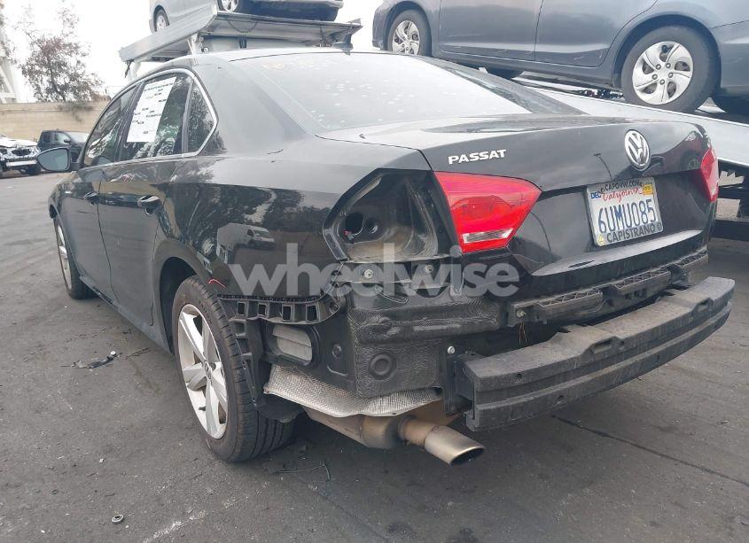 Photo 3 of 2012 Volkswagen Passat 2.5L SE (VIN 1VWBP7A30CC029505)