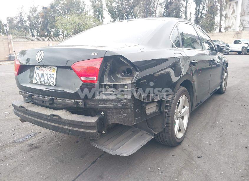 Photo 4 of 2012 Volkswagen Passat 2.5L SE (VIN 1VWBP7A30CC029505)