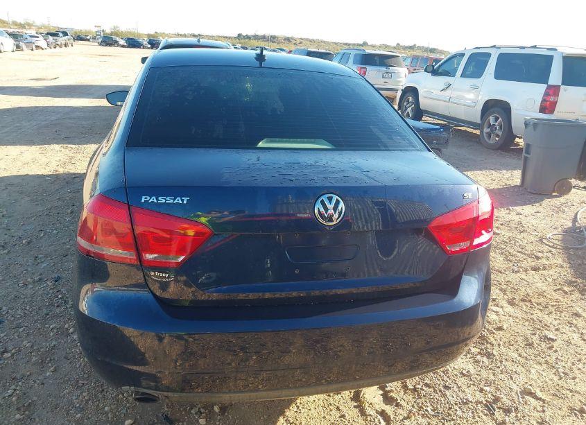 Photo 16 of 2012 Volkswagen Passat 2.5L SE (VIN 1VWBP7A30CC037555)