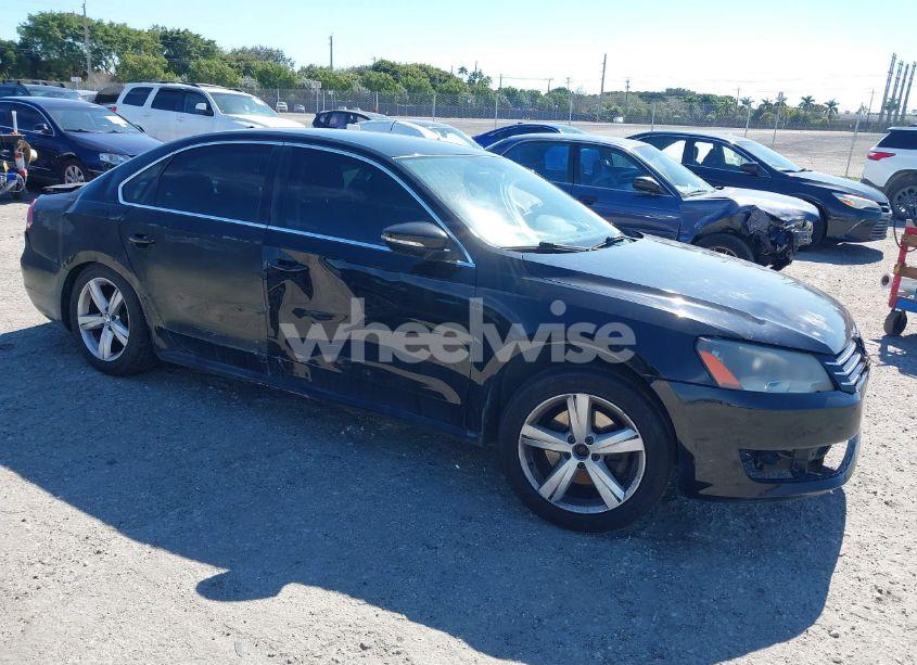 2012 Volkswagen Passat 2.5L SE (VIN 1VWBP7A30CC091163) main photo