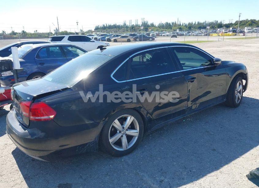 Photo 4 of 2012 Volkswagen Passat 2.5L SE (VIN 1VWBP7A30CC091163)
