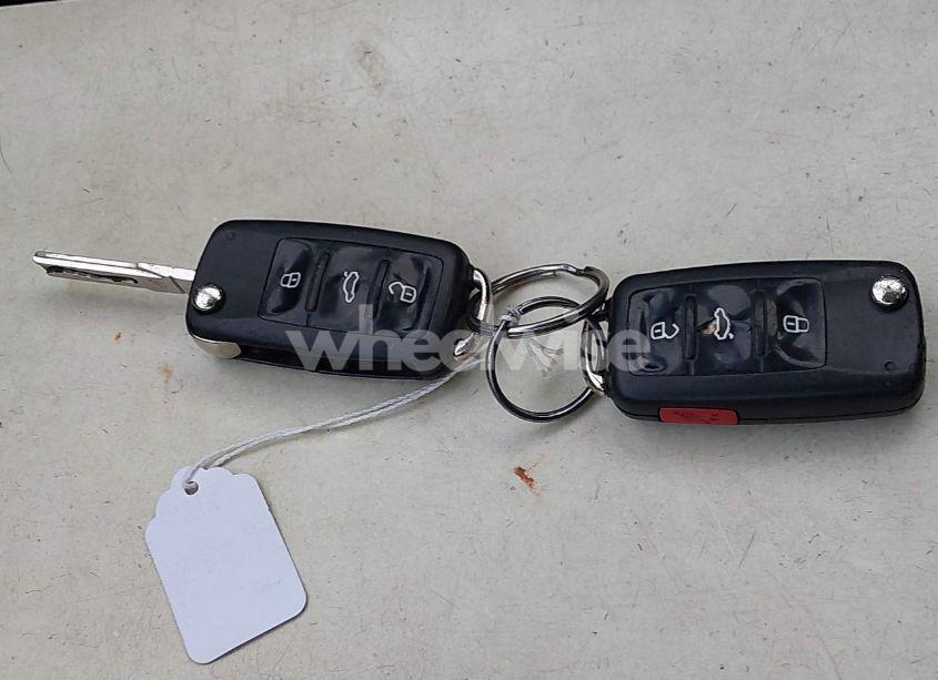 Photo 11 of 2012 Volkswagen Passat 2.5L SE (VIN 1VWBP7A30CC099277)