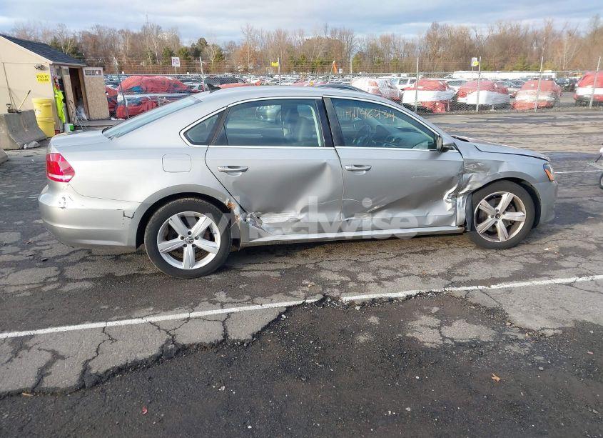 Photo 13 of 2012 Volkswagen Passat 2.5L SE (VIN 1VWBP7A30CC099277)