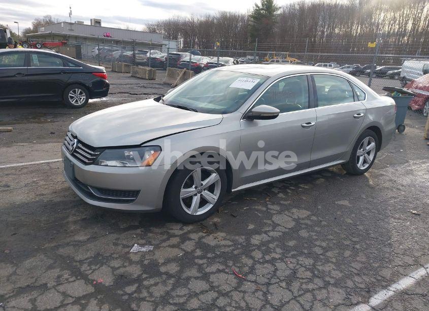 Photo 2 of 2012 Volkswagen Passat 2.5L SE (VIN 1VWBP7A30CC099277)