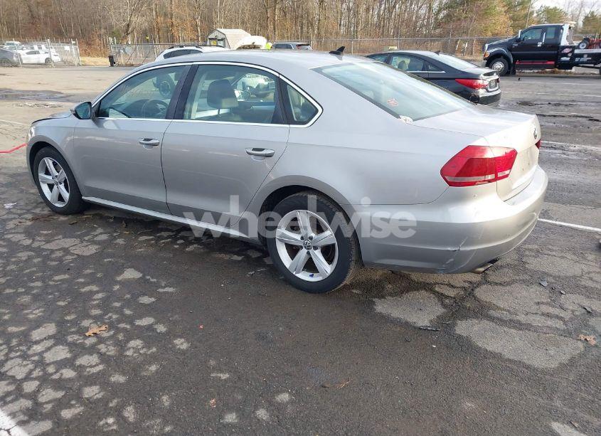 Photo 3 of 2012 Volkswagen Passat 2.5L SE (VIN 1VWBP7A30CC099277)