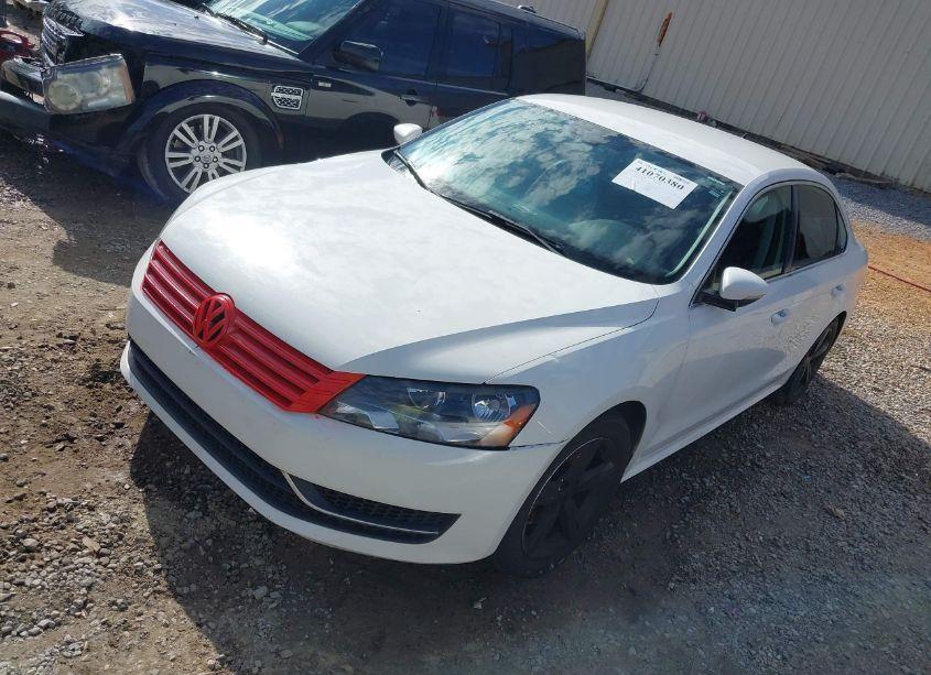 Photo 2 of 2012 Volkswagen Passat 2.5L SE (VIN 1VWBP7A30CC106230)