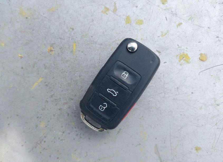 Photo 11 of 2013 Volkswagen Passat 2.5L SE (VIN 1VWBP7A30DC089818)