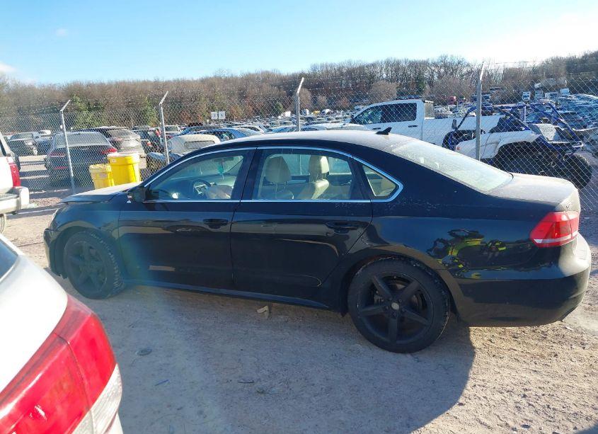 Photo 14 of 2013 Volkswagen Passat 2.5L SE (VIN 1VWBP7A30DC090841)