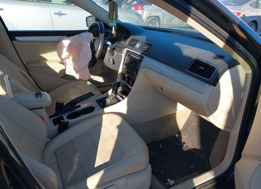 Photo 5 of 2013 Volkswagen Passat 2.5L SE (VIN 1VWBP7A30DC090841)