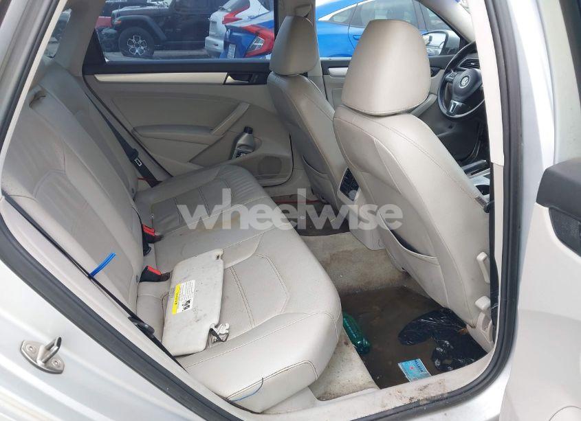 Photo 8 of 2013 Volkswagen Passat 2.5L SE (VIN 1VWBP7A30DC115737)