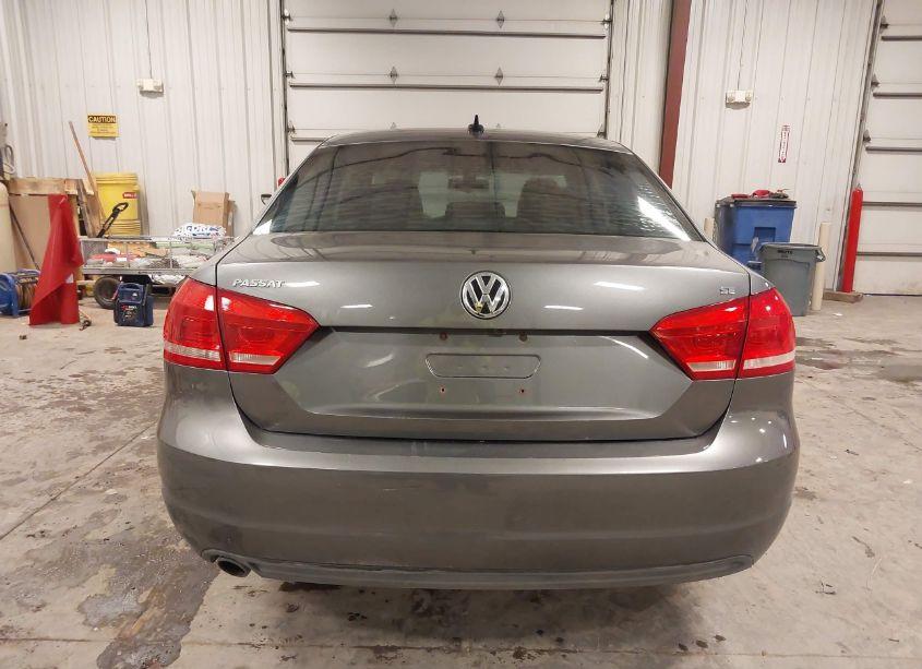 Photo 17 of 2014 Volkswagen Passat 2.5L SE (VIN 1VWBP7A30EC004168)