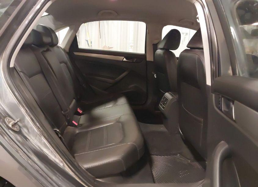 Photo 8 of 2014 Volkswagen Passat 2.5L SE (VIN 1VWBP7A30EC004168)