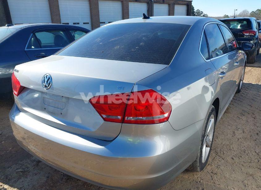Photo 4 of 2012 Volkswagen Passat 2.5L SE (VIN 1VWBP7A31CC024362)