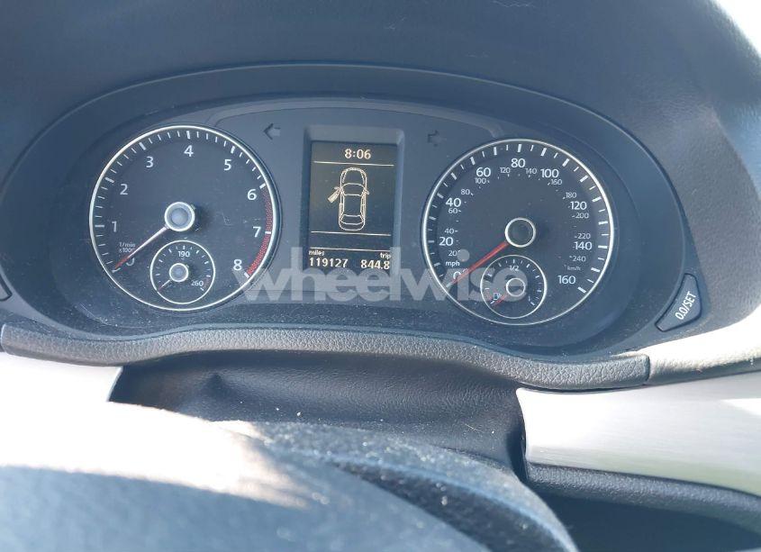 Photo 7 of 2012 Volkswagen Passat 2.5L SE (VIN 1VWBP7A31CC024362)