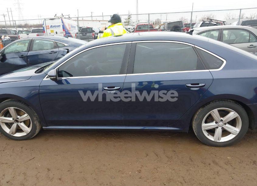 Photo 14 of 2012 Volkswagen Passat 2.5L SE (VIN 1VWBP7A31CC045552)