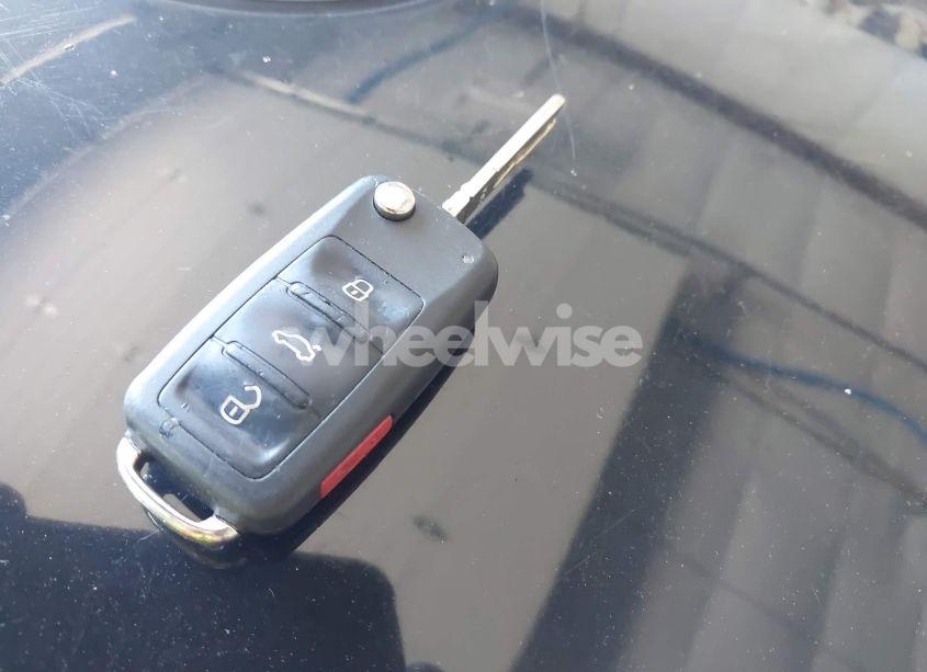 Photo 11 of 2012 Volkswagen Passat 2.5L SE (VIN 1VWBP7A31CC049830)