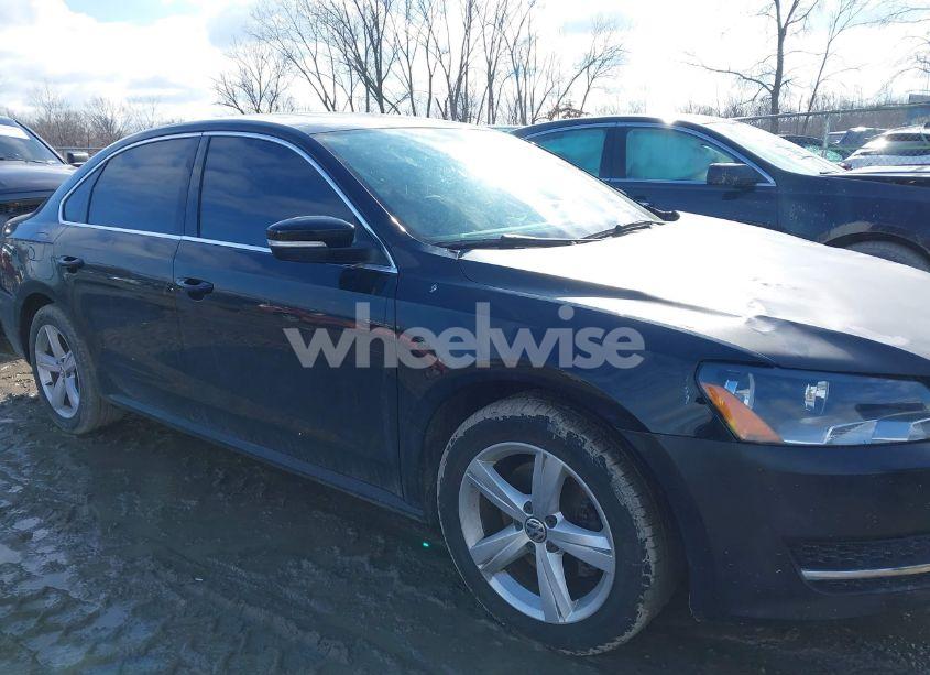 Photo 13 of 2012 Volkswagen Passat 2.5L SE (VIN 1VWBP7A31CC077742)