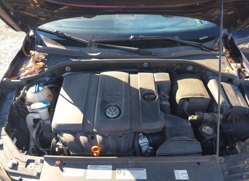 Photo 10 of 2012 Volkswagen Passat 2.5L SE (VIN 1VWBP7A31CC093214)