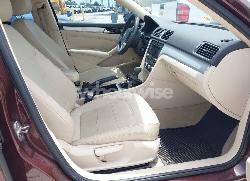 Photo 5 of 2012 Volkswagen Passat 2.5L SE (VIN 1VWBP7A31CC097246)