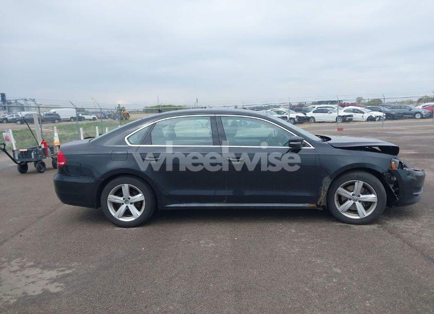 Photo 13 of 2013 Volkswagen Passat 2.5L SE (VIN 1VWBP7A31DC017929)