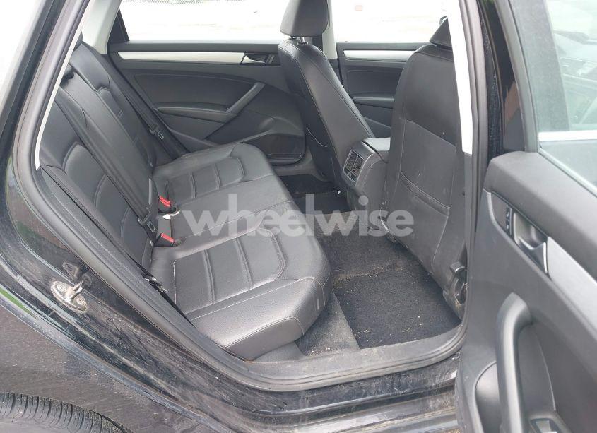 Photo 8 of 2013 Volkswagen Passat 2.5L SE (VIN 1VWBP7A31DC017929)