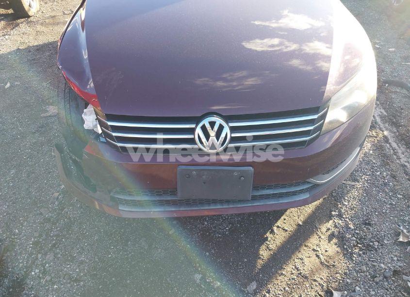 Photo 12 of 2013 Volkswagen Passat 2.5L SE (VIN 1VWBP7A31DC126908)