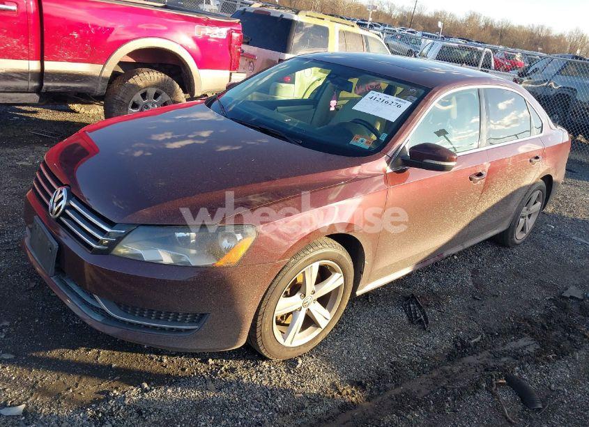 Photo 2 of 2013 Volkswagen Passat 2.5L SE (VIN 1VWBP7A31DC126908)