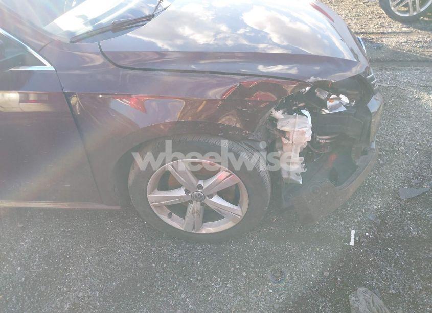 Photo 6 of 2013 Volkswagen Passat 2.5L SE (VIN 1VWBP7A31DC126908)