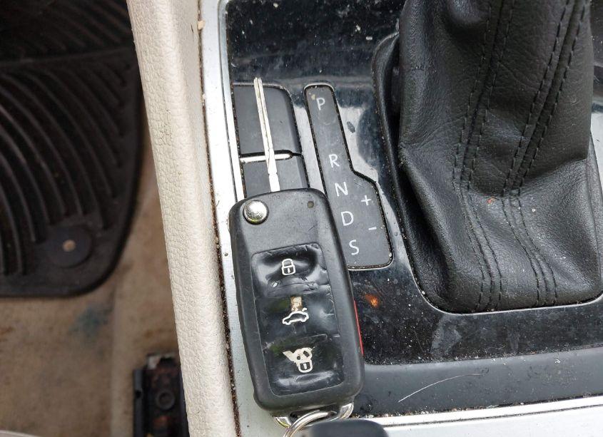 Photo 11 of 2013 Volkswagen Passat 2.5L SE (VIN 1VWBP7A31DC128755)