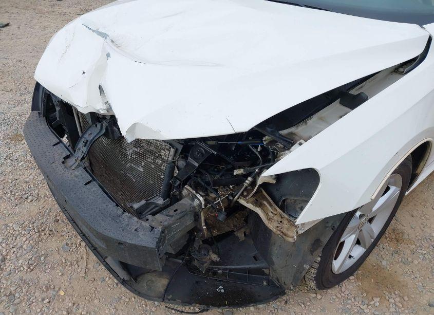 Photo 12 of 2013 Volkswagen Passat 2.5L SE (VIN 1VWBP7A31DC128755)