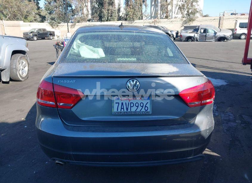 Photo 13 of 2013 Volkswagen Passat 2.5L SE (VIN 1VWBP7A31DC135527)