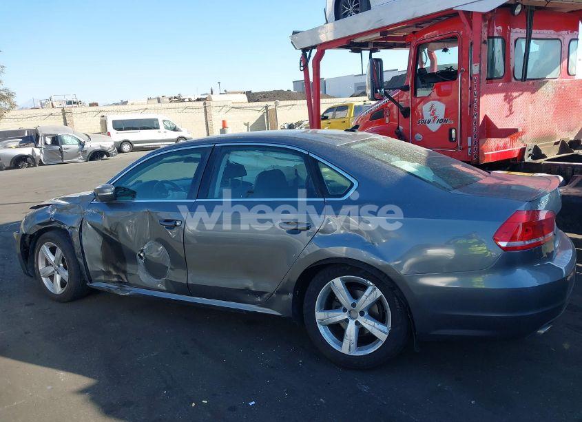 Photo 6 of 2013 Volkswagen Passat 2.5L SE (VIN 1VWBP7A31DC135527)