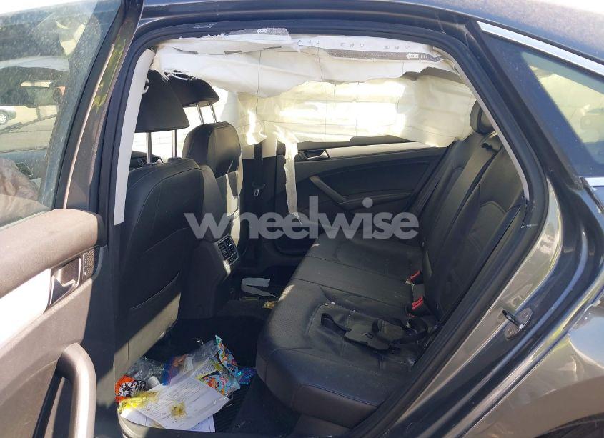 Photo 8 of 2013 Volkswagen Passat 2.5L SE (VIN 1VWBP7A31DC135527)