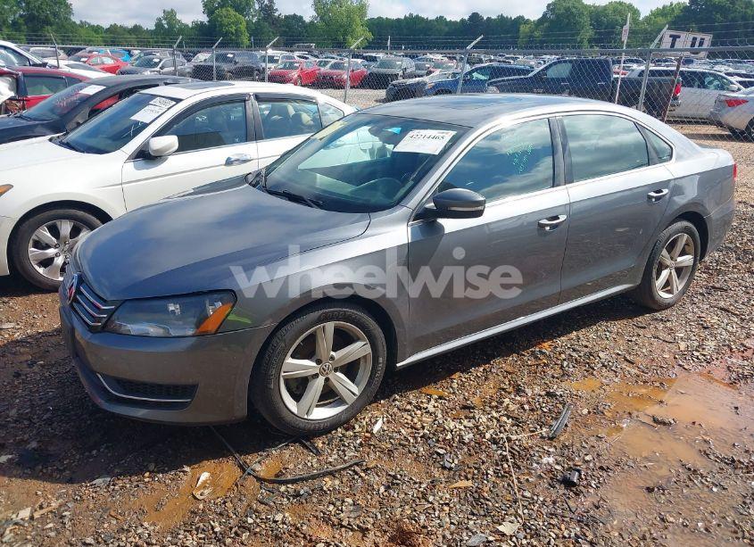 Photo 2 of 2013 Volkswagen Passat 2.5L SE (VIN 1VWBP7A31DC136760)