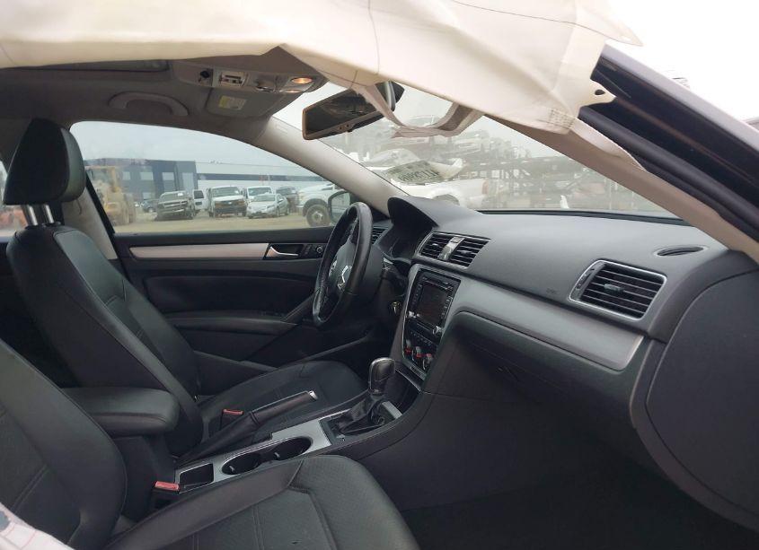 Photo 5 of 2013 Volkswagen Passat 2.5L SE (VIN 1VWBP7A31DC136970)