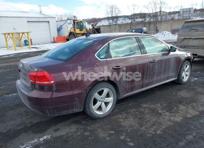 Photo 4 of 2014 Volkswagen Passat 2.5L SE (VIN 1VWBP7A31EC004180)