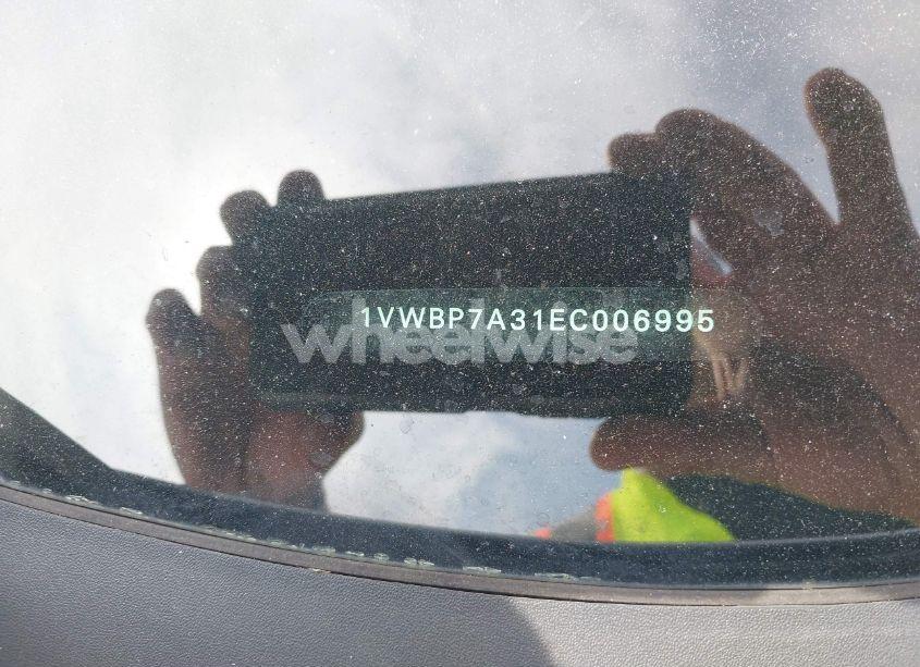 Photo 12 of 2014 Volkswagen Passat 2.5L SE (VIN 1VWBP7A31EC006995)