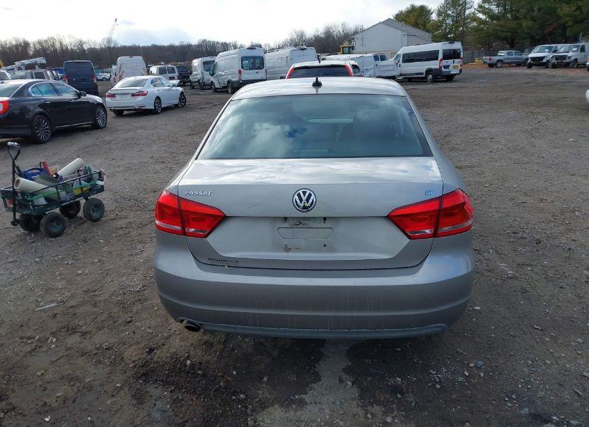 Photo 17 of 2012 Volkswagen Passat 2.5L SE (VIN 1VWBP7A32CC002368)