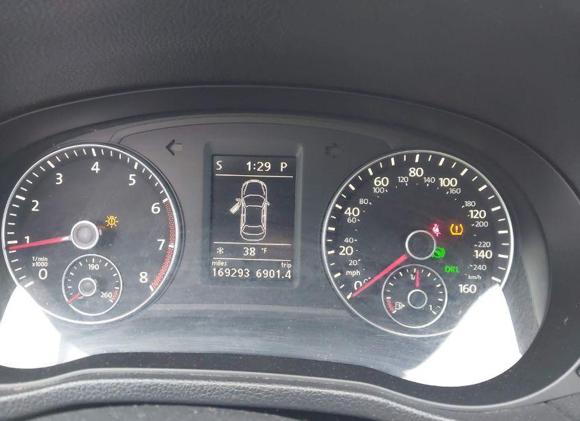 Photo 7 of 2012 Volkswagen Passat 2.5L SE (VIN 1VWBP7A32CC002368)