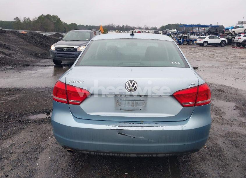 Photo 17 of 2012 Volkswagen Passat 2.5L SE (VIN 1VWBP7A32CC018537)