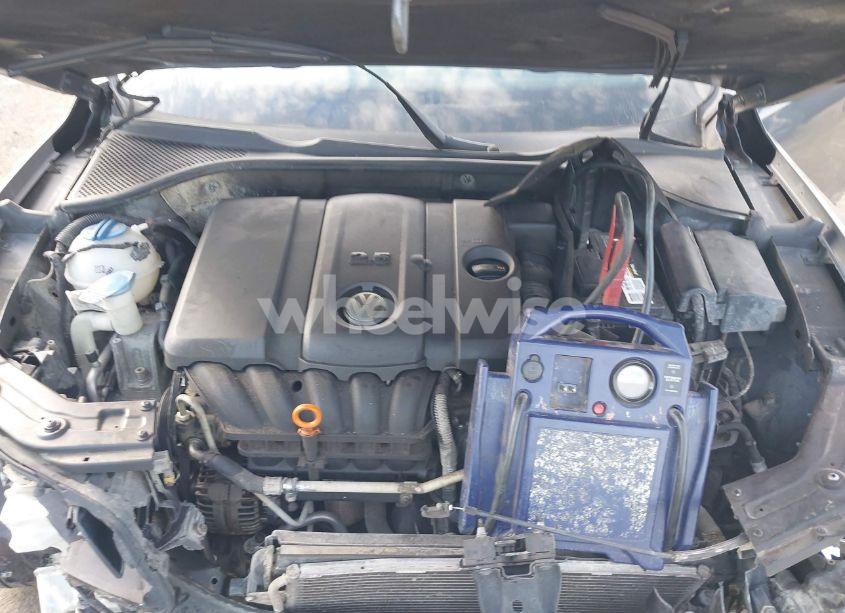 Photo 10 of 2012 Volkswagen Passat 2.5L SE (VIN 1VWBP7A32CC073649)