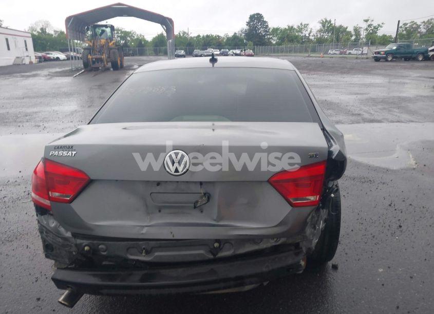 Photo 16 of 2012 Volkswagen Passat 2.5L SE (VIN 1VWBP7A32CC073649)