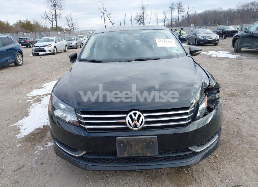 Photo 12 of 2012 Volkswagen Passat (VIN 1VWBP7A32CC090032)