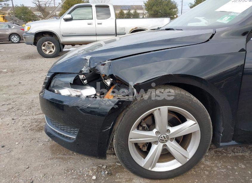 Photo 17 of 2012 Volkswagen Passat (VIN 1VWBP7A32CC090032)