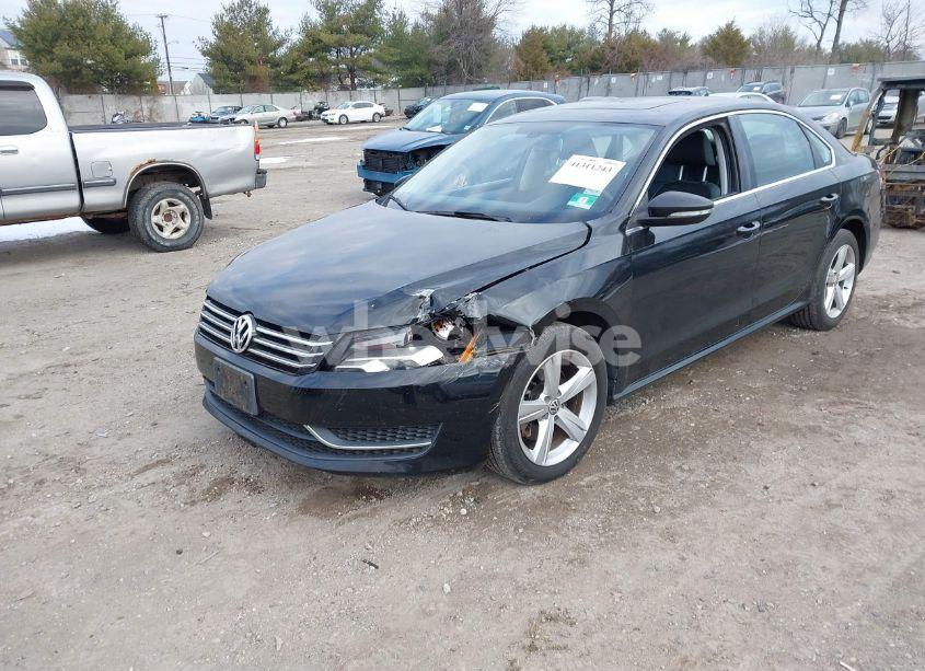 Photo 2 of 2012 Volkswagen Passat (VIN 1VWBP7A32CC090032)