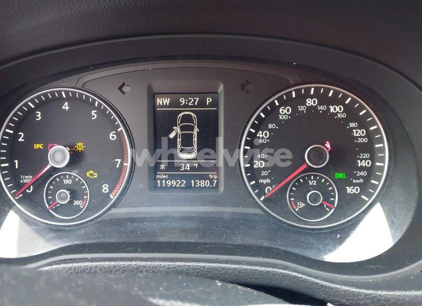 Photo 7 of 2012 Volkswagen Passat (VIN 1VWBP7A32CC090032)