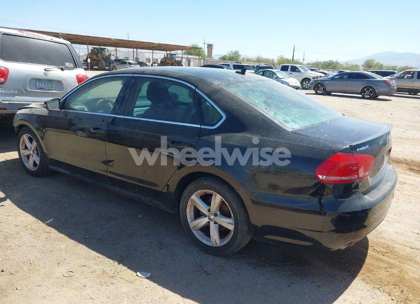 Photo 3 of 2013 Volkswagen Passat 2.5L SE (VIN 1VWBP7A32DC063172)