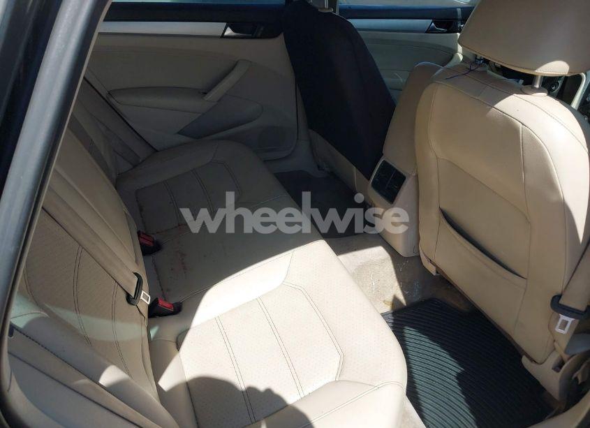 Photo 8 of 2013 Volkswagen Passat 2.5L SE (VIN 1VWBP7A32DC063172)